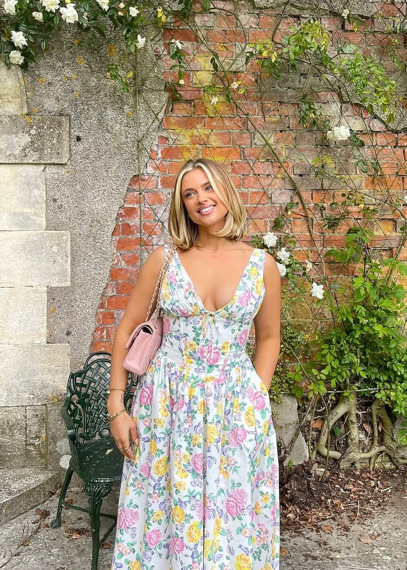 Clara - Elegant Women's Wedding Guest Midi Dress with V Neck and Floral Print