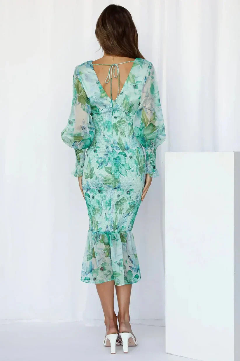 Rosie - Glam Women's Wedding Guest Dress with Balloon Sleeves and Ruffled Hem