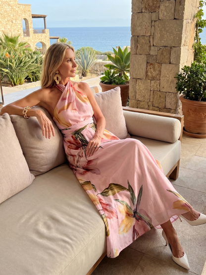 Amelia - Elegant Women's Wedding Guest Maxi Dress with Halter Neck and Floral Print
