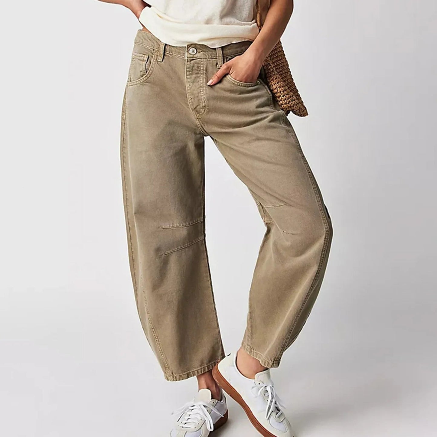 Daisy - Women's Autumn Baggy Jeans with Barrel Leg and Mid Rise Fit
