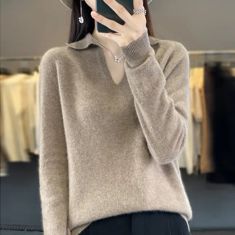 Daisy - Women's Knitted Jumper with V Neck and Wool Style Finish for Autumn