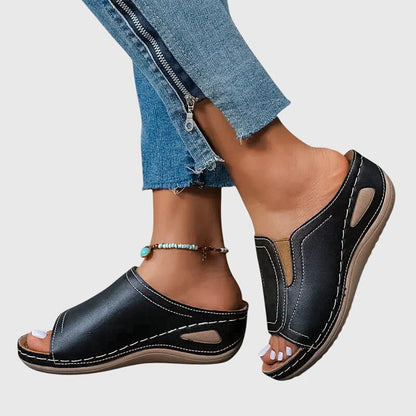 Evie - Relaxed Women's Orthopedic Wedge Mule Sandals with Panelled Upper and Cushioned Footbed