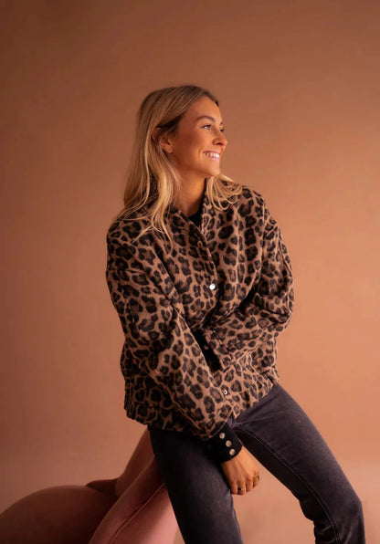 Hannah - Women's Teddy Style Bomber Jacket with Leopard Print Detail