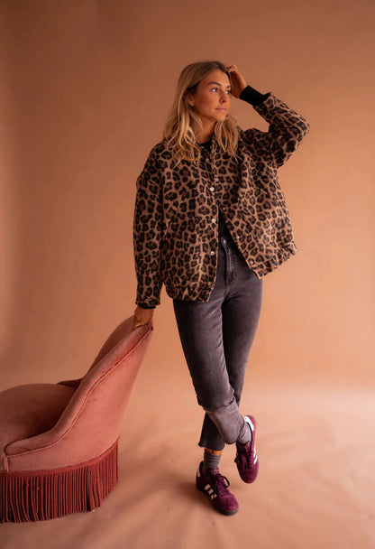Hannah - Women's Teddy Style Bomber Jacket with Leopard Print Detail