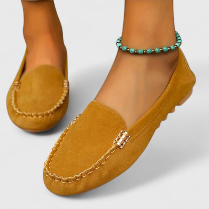Mia - Timeless Comfort Loafers for Women with Stitched Buckle Detail