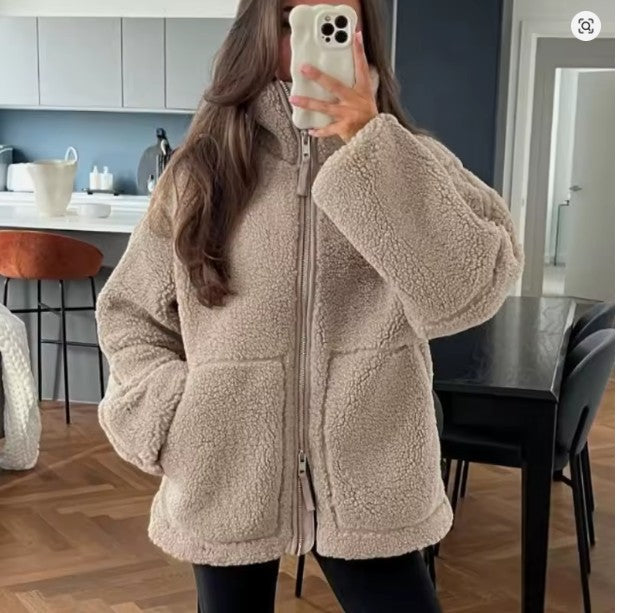 Rosie - Women's Oversized Teddy Jacket for Autumn with Funnel Neck